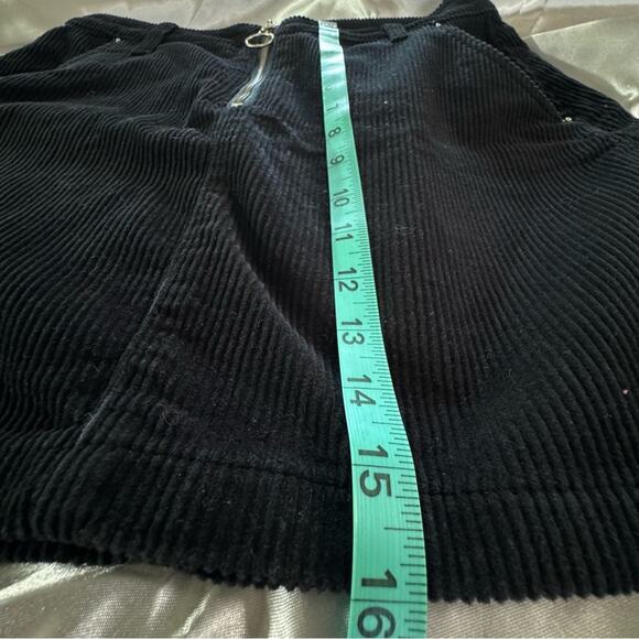 Y2K Black Corduroy Mini Zipper Skirt Size 9 Arizona Jean Co. - Picture 6 of 9